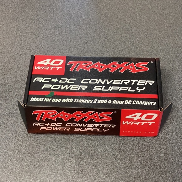 Traxxas 4 AMP Charger, traxxas 3000 Nimh battery trx connector, Ac-DC converter - Picture 7 of 7